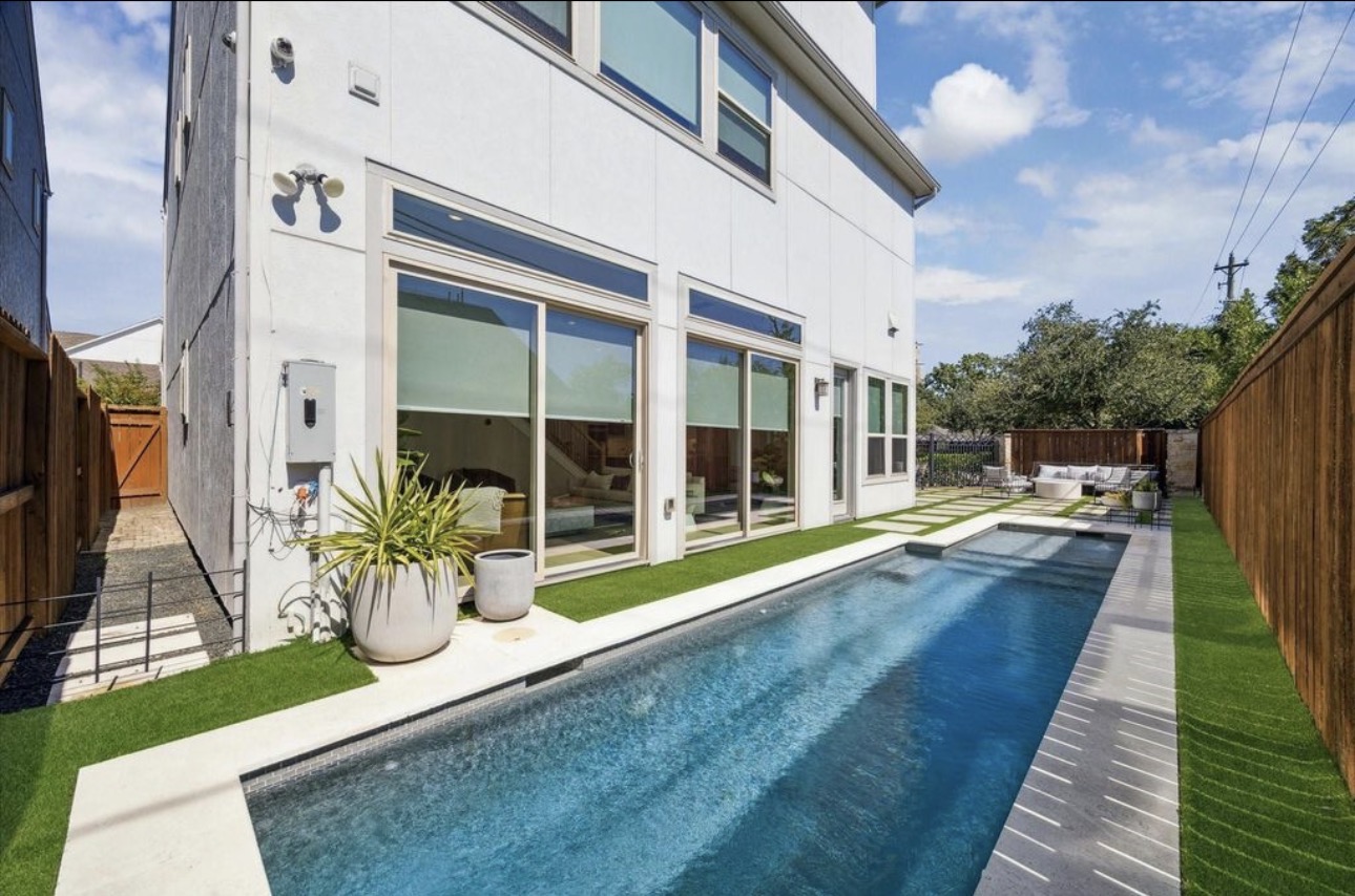 6609 Basal Woods – Pool & Exterior
