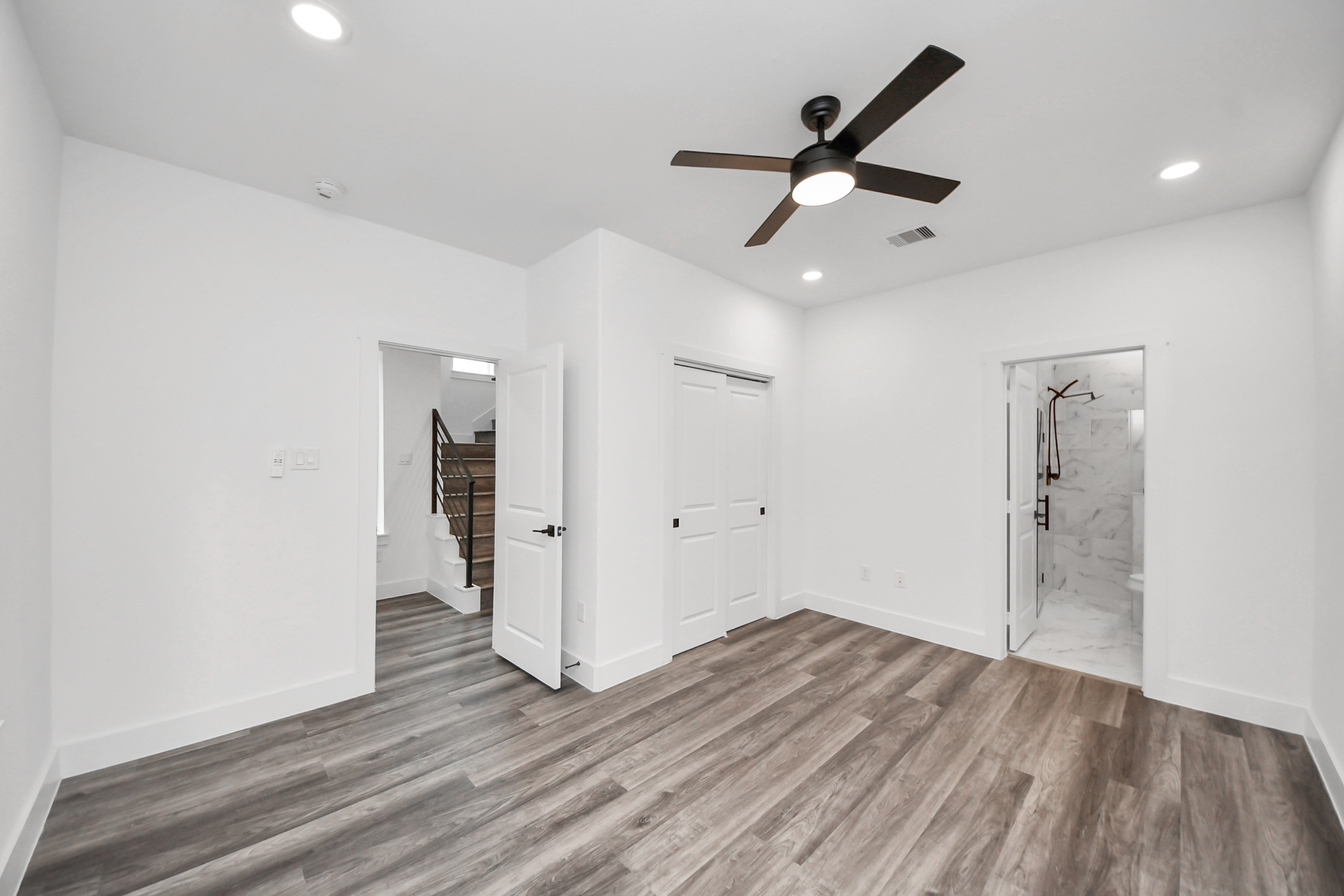 2709 Dennis St – Photo 9