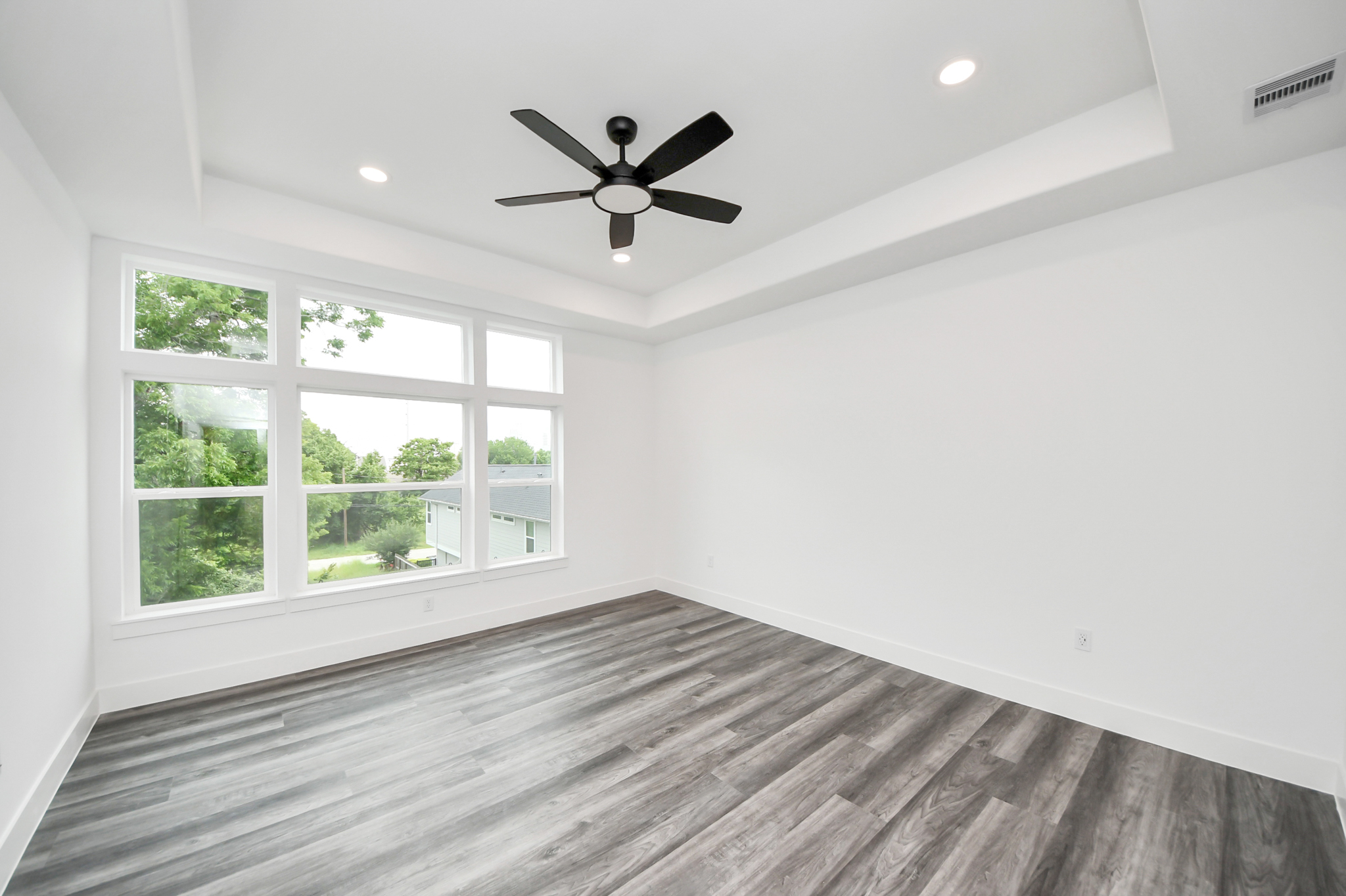 2709 Dennis St – Photo 29