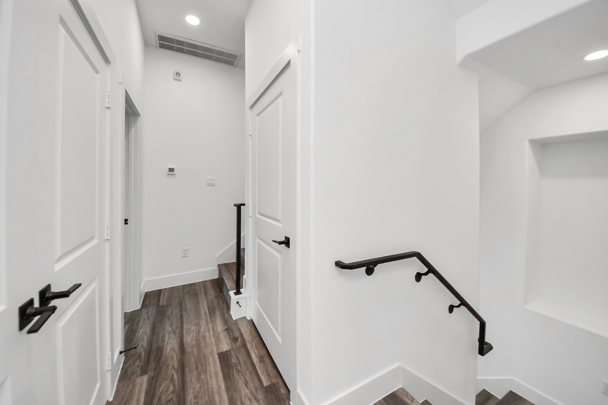 2709 Dennis St – Photo 37