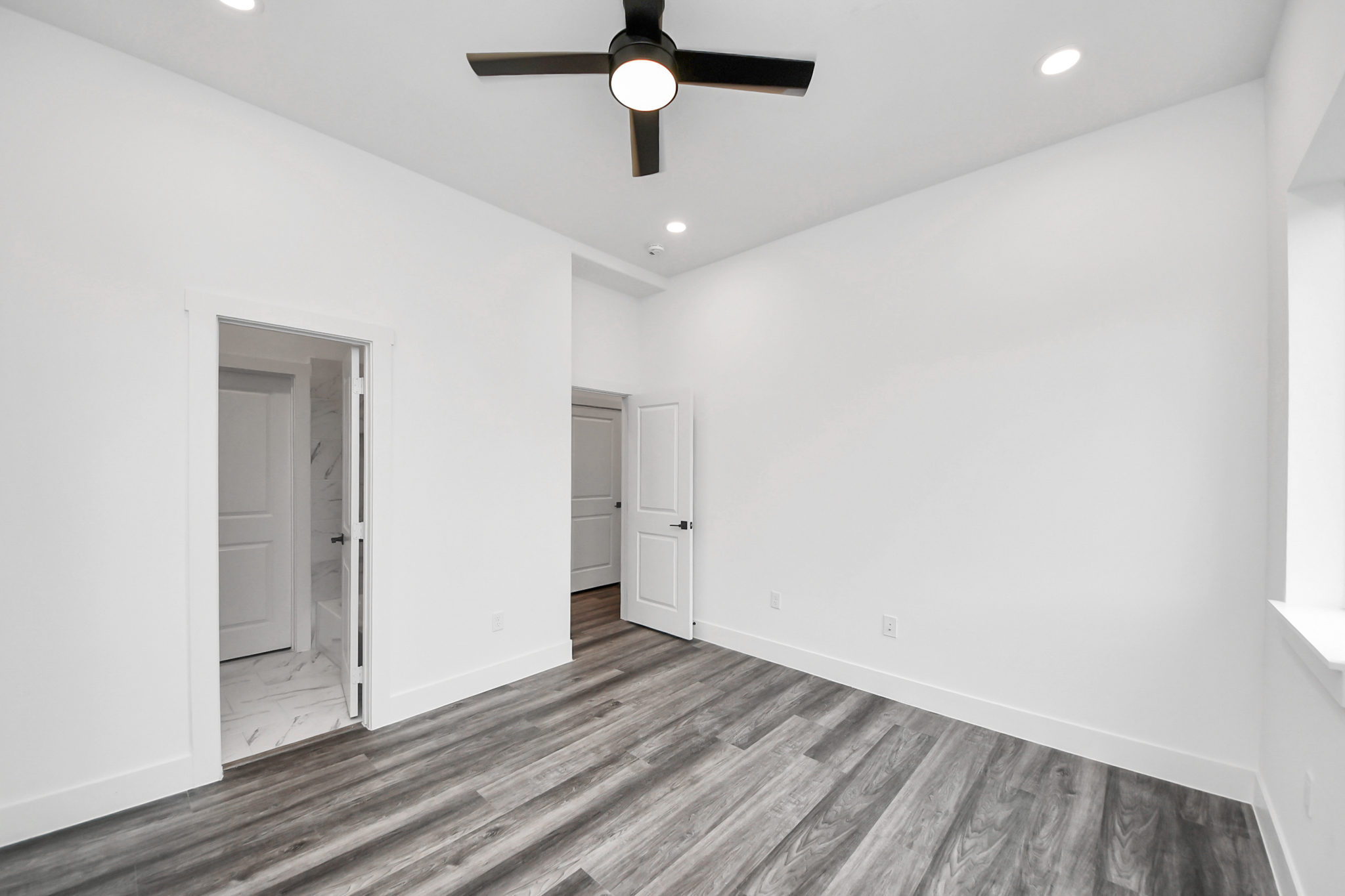 2709 Dennis St – Photo 39