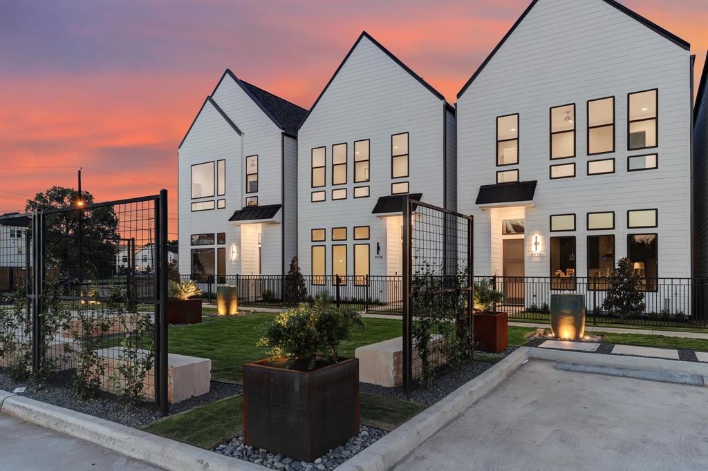2408 Gray St – Exterior at Night