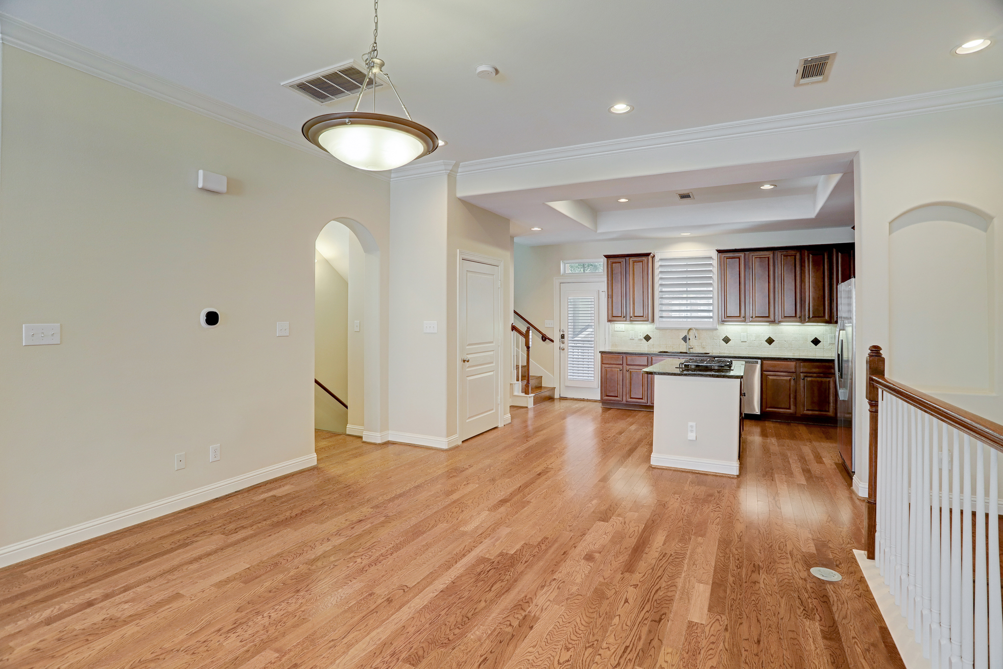 21 Versante Court – Dining