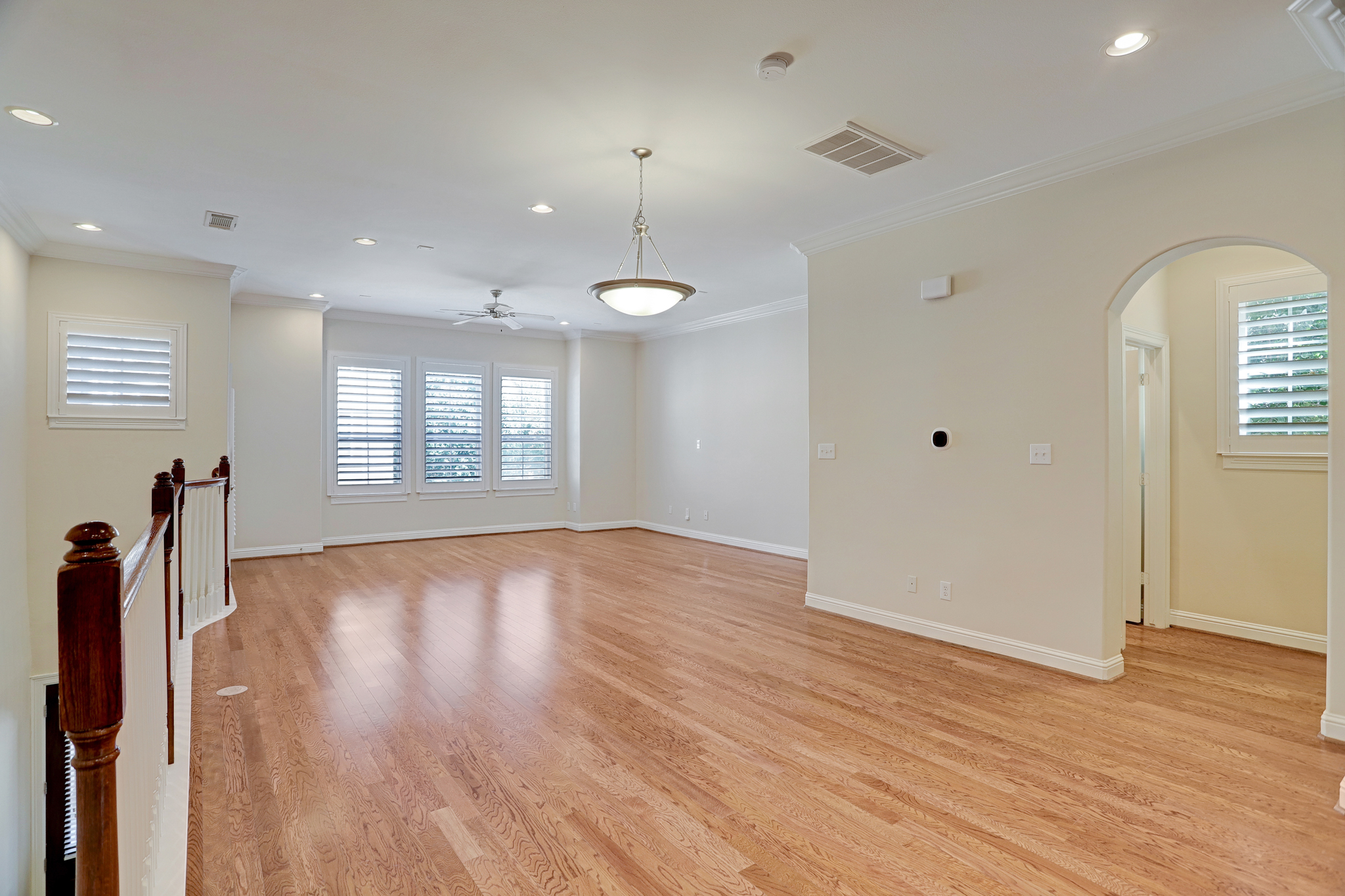 21 Versante Court – Living Room
